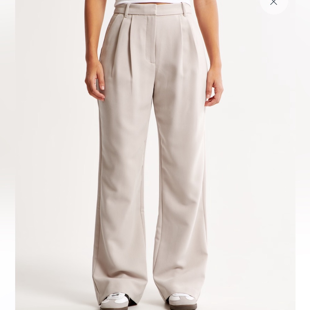 Curve Love A&F Sloane Tailored Pant color light taupe size 27 used
